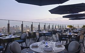 Four Seasons Hotel Tokyo At Otemachi